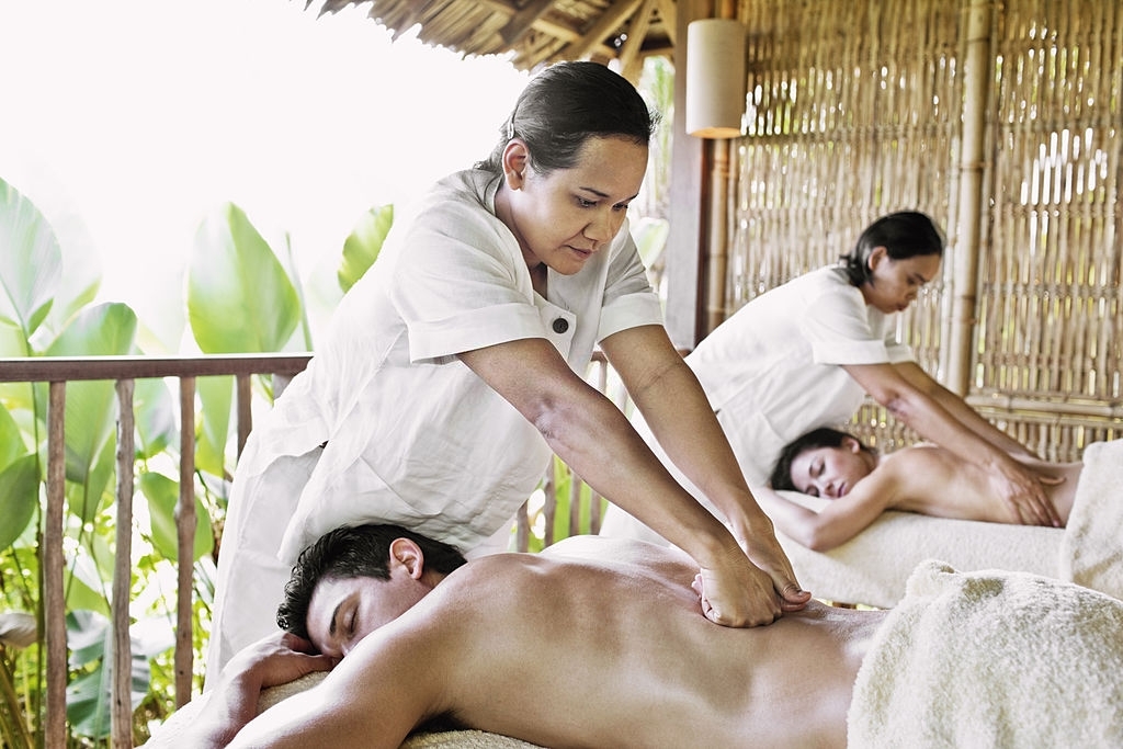Pinay massage therapist with nice